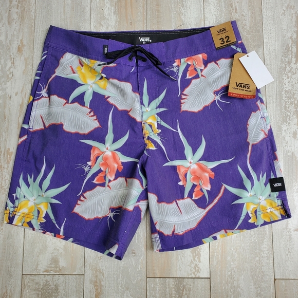 Vans Other - Vans Arachnafloria Boardshorts